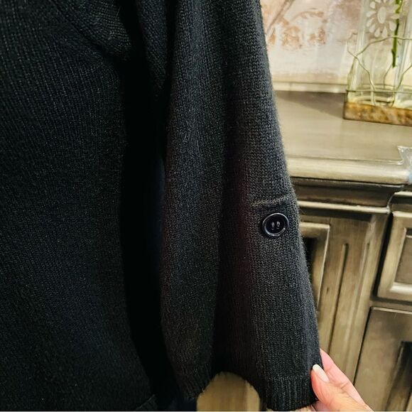 Fifth Culture Black Cardigan Sweater Size small - Picture 5 of 6